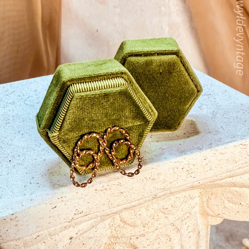 Gold Twisted Rope Linked Earrings - Picture 3 of 3